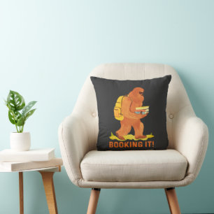 Reserveer het! Sasquatch boekenliefhebber Kussen
