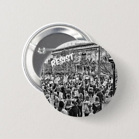 Resist 2 ronde button 5,7 cm (Voorkant /achterkant)
