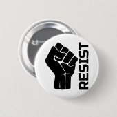 Resist met vuist - in zwart 0002 ronde button 5,7 cm (Voorkant /achterkant)