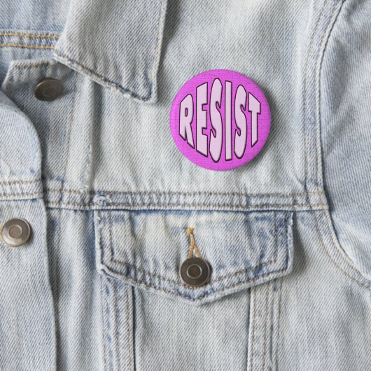 Resist - Roze Button (In situ)