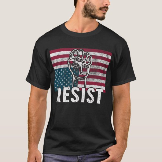 Resist T-Shirt - Patriotic Fist American Flag Prot (Voorkant)