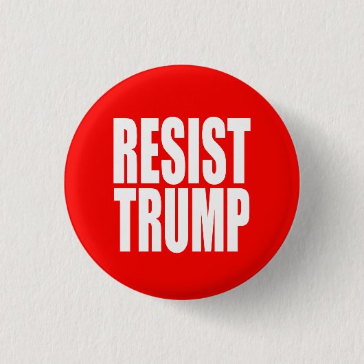 "RESIST TRUMP" RONDE BUTTON 3,2 CM (Voorkant)
