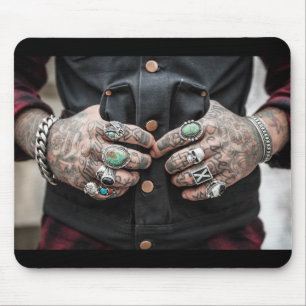 "Respect America" Tattooed Hands Muismat