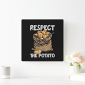 Respect voor de aardappelen met schimmelwortelgroe vierkante klok (Huis)