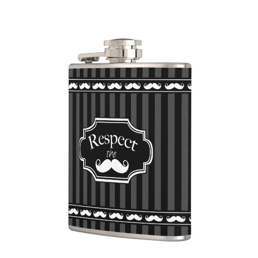 Respecteer de  traktatie van de heer Hipster Heupfles (Links)