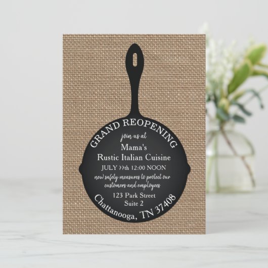 Restaurant Grand Reopende Burlap Skillet Kaart (Staand voorkant)