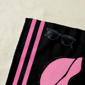 Restende band zwart-wit en roze keukenhanddoek strandlaken (In situ)