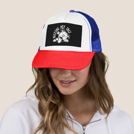 Resting Pit Face Funny Dog Pitbull Meme Cloding Trucker Pet (In situ)