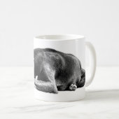 Resting Pitbull Mix Zwart-wit Mok (Voorkant rechts)