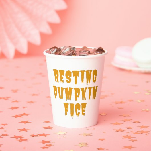 Resting Pumpkin Face - Funny Halloween 2022 Papieren Bekers (Insitu)