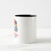 Retired 2022 Not My Problem Anymore Tweekleurige Koffiemok (Center)