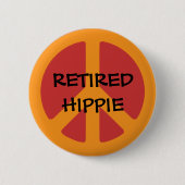 RETIRED HIPPIE: Vredessymbool, in ruste Hippie Ronde Button 5,7 Cm (Voorkant)