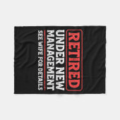 Retired Under New Management Funny Mens Husband Re Fleece Deken (Voorkant (Horizontaal))