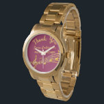 Retirement Gold muzieknoten burgundy muziekleraar Horloge<br><div class="desc">Eenvoudig en elegant pensioneringsgeschenk voor een vrouw muziekdocent! Een klassieke bordeauxkleurige achtergrond met faux gouden muzieknoten. Sjabloon voor een naam,  en de tekst: Dank je,  gouden letters. Bedankt is geschreven met een modern handgeschreven stijlscript.</div>