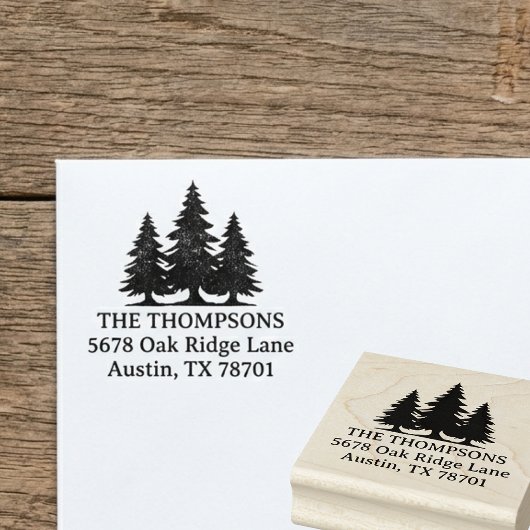 Retouradres met Rustieke Dennenbomen Rubberstempel