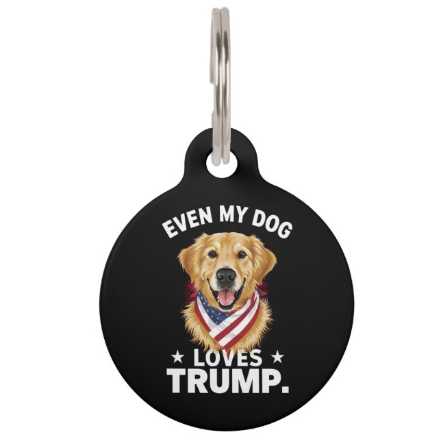 Retriever Zelfs Mijn Hond Loves Trump USA Vlag Huisdierpenning (Voorkant)