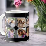 Retro 12 Foto Pinwheels Flower Petal Black Gray Koffiemok<br><div class="desc">Stijlvolle foto-mok in zwart en grijs met retrofotocollage. Het fotomalplaatje is opstelling voor u om 12 van uw favoriete foto's toe te voegen, die automatisch in de vormen van de bloempel worden getoond. Als u om het even welk probleem met de plaatsing van het afbeelding hebt, probeer bebouwend uw foto...</div>