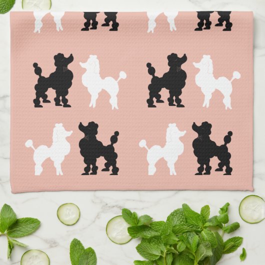 Retro 1950's Cute White & Black Poodles op Roze Theedoek (Gevouwen)