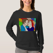 Retro 1950's Pop Art Style Couple Kening T-shirt (Voorkant)