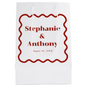 Retro 1950s Wavy Edge Dark Red Wedding Medium Cadeauzakje (Achterkant)