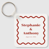 Retro 1950s Wavy Edge Dark Red Wedding Sleutelhanger (Voorkant)