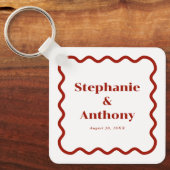 Retro 1950s Wavy Edge Dark Red Wedding Sleutelhanger (Voorkant)