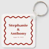 Retro 1950s Wavy Edge Dark Red Wedding Sleutelhanger (Achterkant)