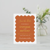 Retro 1950s Wavy Edge Terracotta Wedding Folie Uitnodiging Briefkaart (Staand Voorkant)