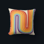 Retro 1970s Style Arched Stripes Geometric Pattern Kussen<br><div class="desc">This artwork channels a retro graphic spirit, forming the letter‑like curve with parallel bands of red, orange, yellow, light blue, teal, and purple. The layered arcs flow in harmony, evoking the bold optimism of 1970s design. Set against a soft beige background, the vibrant rainbow palette stands out with clarity and...</div>