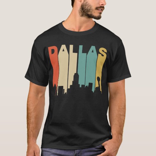 Retro 1970's Style Dallas Texas Skyline T-shirt (Voorkant)
