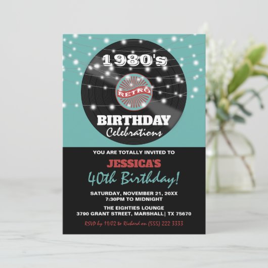 Retro 1980's verjaardag viering kaart (Staand voorkant)