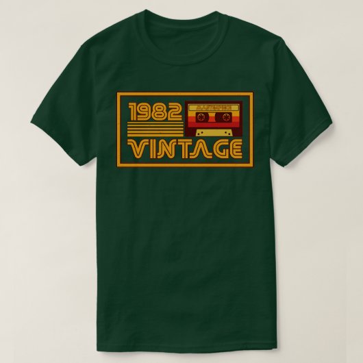 Retro 1982 Masterstuk Cassettebandje T-shirt (Design voorkant)