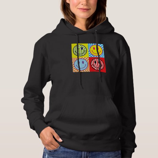 Retro 70s 80s Happy Face Smile Face Checkered Patt Hoodie (Voorkant)