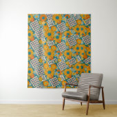Retro 70s bloemmotief patchworkpatroon wandkleed (In situ)
