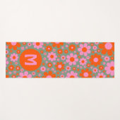 Retro 70s bloempatroon monogram yogamat (Voorkant (horizontaal))
