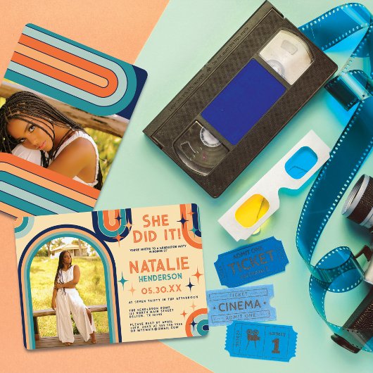 Retro 70's Bold Typography Rainbow Arch Afstuderen Kaart