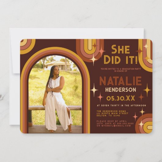 Retro 70's Bold Typography Rainbow Arch Afstuderen Kaart (Voorkant)