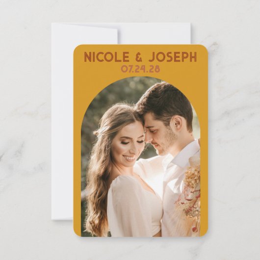 Retro 70's Bold Typography Rainbow Arch Wedding Th Bedankkaart (Achterkant)