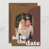 Retro 70s bruine Geometrische paarse foto bruiloft Save The Date (Voorkant / Achterkant)