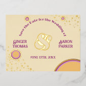 Retro 70s Circle Paarse bruiloft Save the Date Folie Uitnodiging Briefkaart (Voorkant)