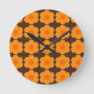 Retro 70s Flowers Floral Pattern Oranje en Brown Ronde Klok