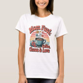 Retro 70s Mom Fuel: Koffie, Chaos & Liefde T-shirt (Voorkant)
