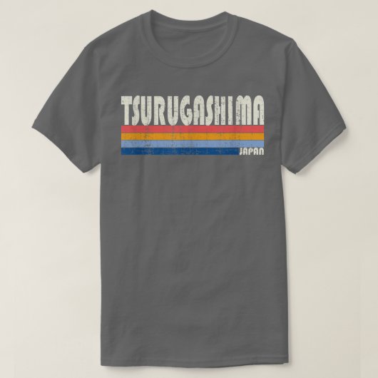 Retro 70s Style Tsurugashima, Japan T-shirt (Design voorkant)
