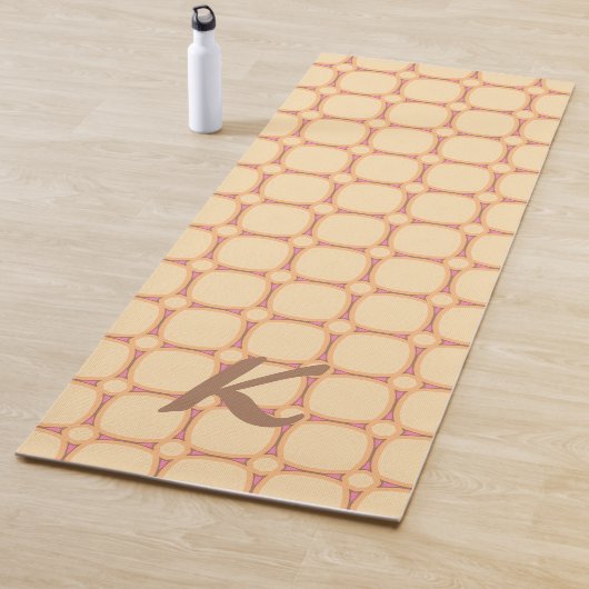 Retro 70s Vibe Grid Cream Pink Mocha Monogram Yogamat (In situ)