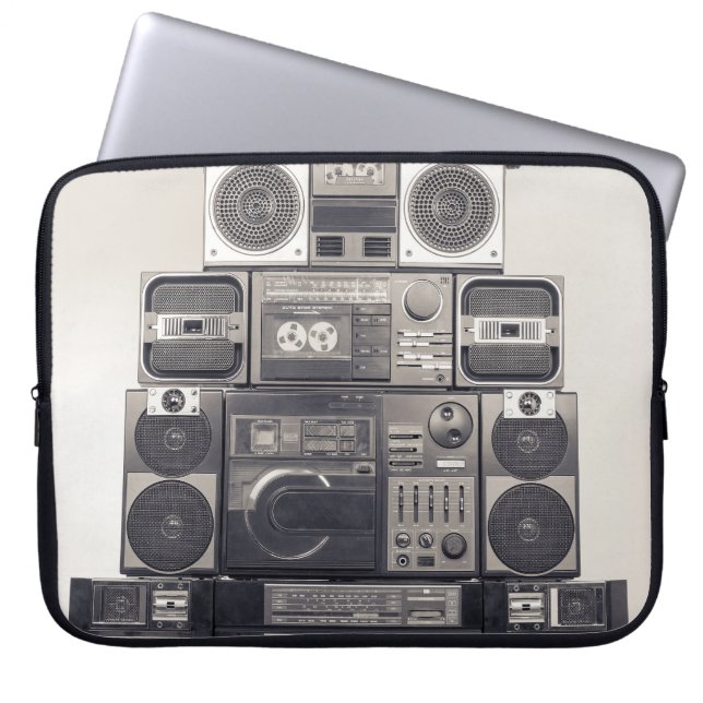 Retro 80s Cassette Recorders Patroon. Laptop Sleeve (Voorkant)