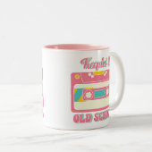 Retro 80s Mix Tape Cassette  Nostalgie Tweekleurige Koffiemok (Voorkant rechts)