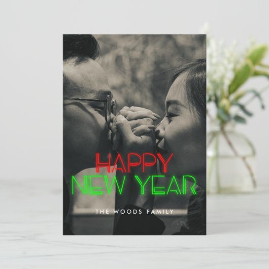 Retro 80s Neon licht Happy New Year foto Feestdagenkaart (Staand voorkant)