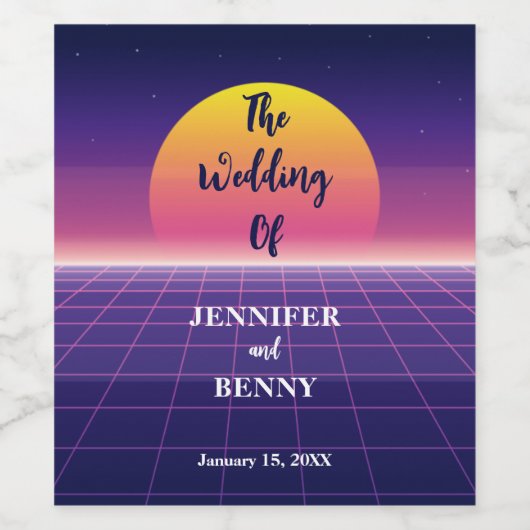 Retro 80s Neon Paarse Synthwave Sunset Wedding Wijn Etiket (Enkel label)