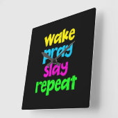 Retro 80's  Neon Sign Wake Pray Slay Herhaal Vierkante Klok (Hoek)