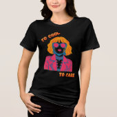 Retro 80s Synthwave Meisje "Te Cool Om Te Zorgen" Tri-Blend Shirt (Voorkant)